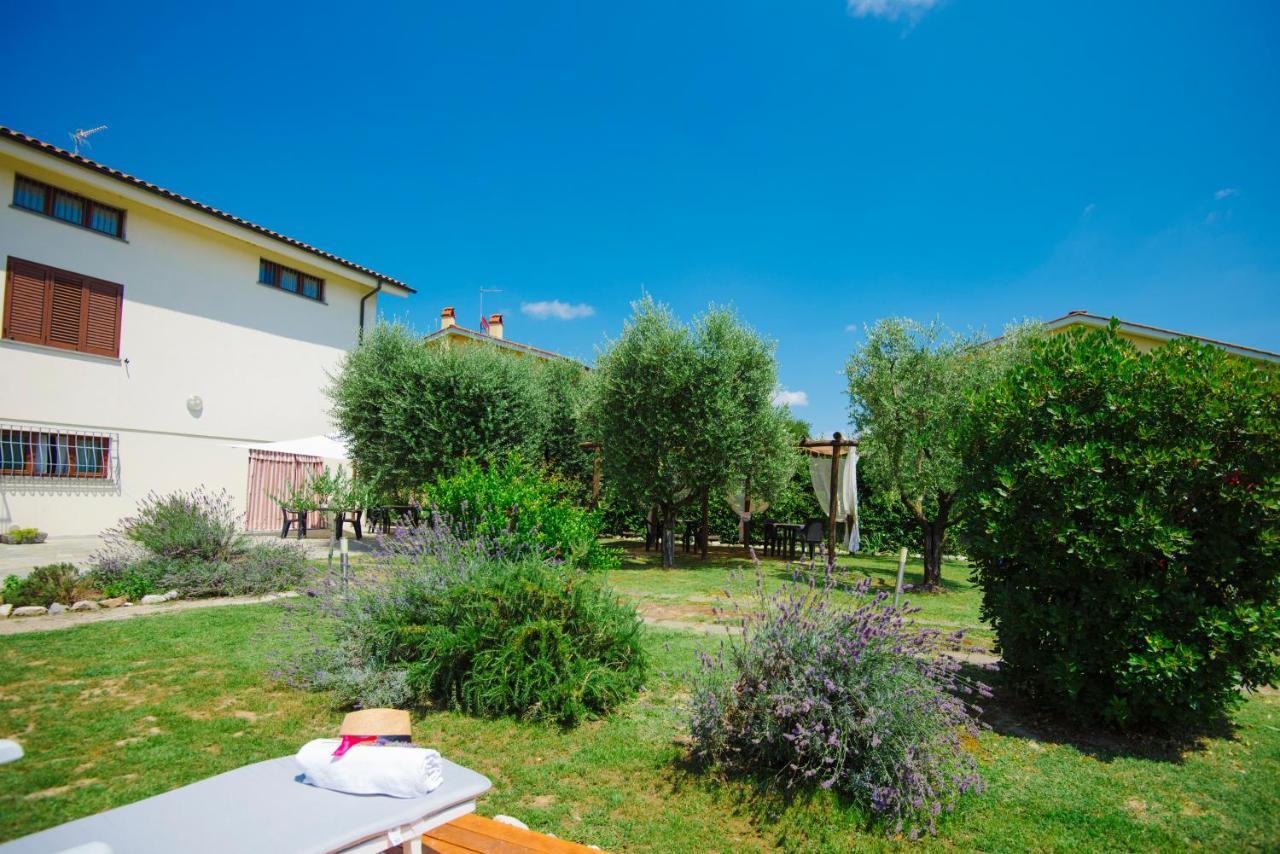 Dolce Sosta Hotel Lucca Exterior foto